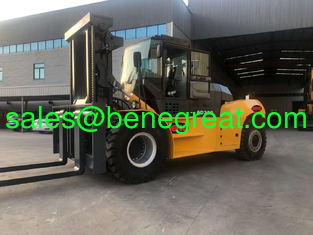 China 32ton heavy duty forklift with Cummins engine 32ton container reach stacker 32ton container forklift supplier