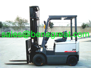 China 2.0 ton battery forklift 2.0t lift truck 2.0ton eclectic forklift truck with AC battery for sale supplier