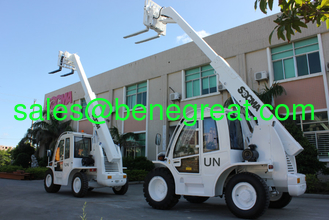 China Empilhadeira telescópica de 3,5 toneladas Telescópica 3.5 toneladas Telescópica 3.5 tonelada todo terreno com motor supplier