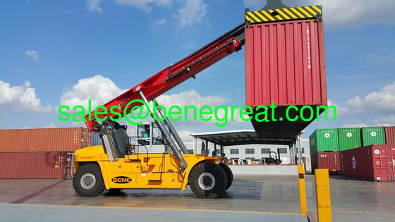 China 45 ton reach stacker 45 ton container reach stacker manufacturer with cumins engine supplier