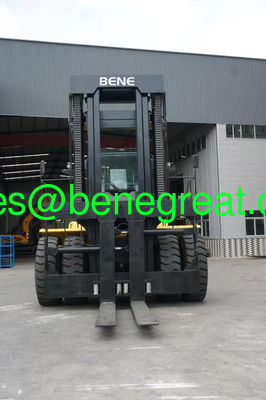 BENE biggest diesel forklift 42ton to 45ton heavy duty forklift 45ton container stacker with cumins diesel engine supplier