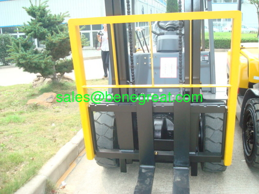 3.0 ton diesel forklift with isuzu engine 3.0t forklift truck price supplier