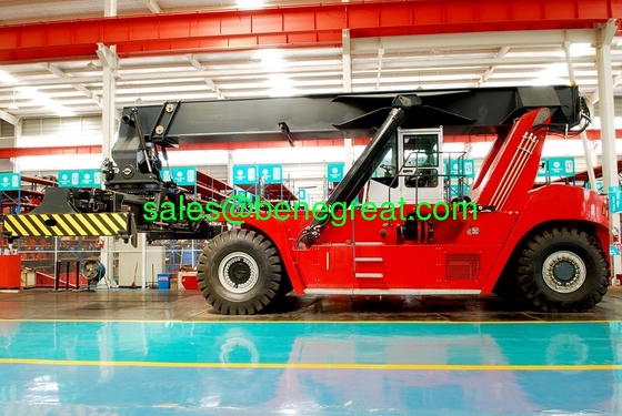 Fabricante de empilhador de alcance de contêiner de 45 toneladas 45 T empilhador de contentores empilhador de alcance de supplier