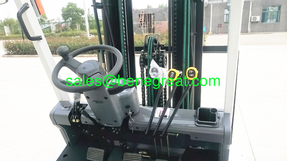 3.0ton diesel forklift with isuzu engine 3.0t forklift truck with triplex mast supplier