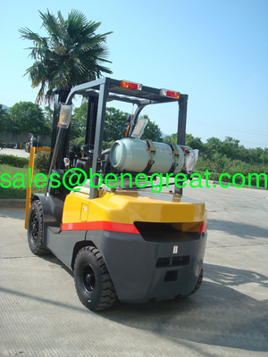 2.5 ton LPG forklift 2.5 ton duel fuel forklift with nissan K25 engine supplier