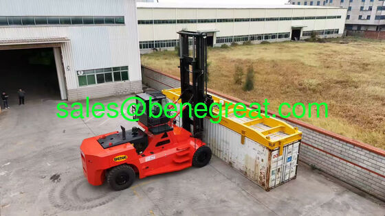 BENE 42ton heavy duty forklift 40 tons diesel forklift with container spreader supplier