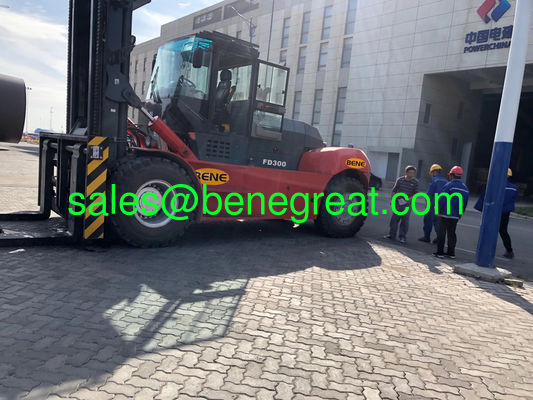 30Ton to 32ton diesel forklift truck 30 ton container forklift with 4000mm mast supplier
