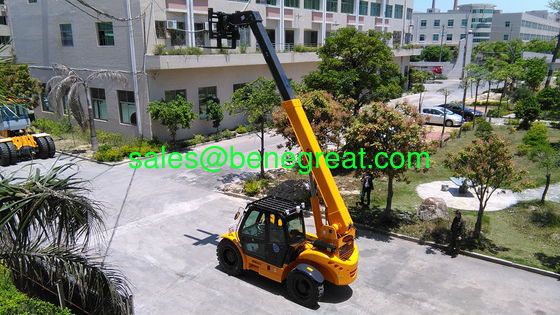 2.5ton to 12ton telehandler 3 ton telescopic forklift 4ton 4X4 WD all terrain forklift supplier